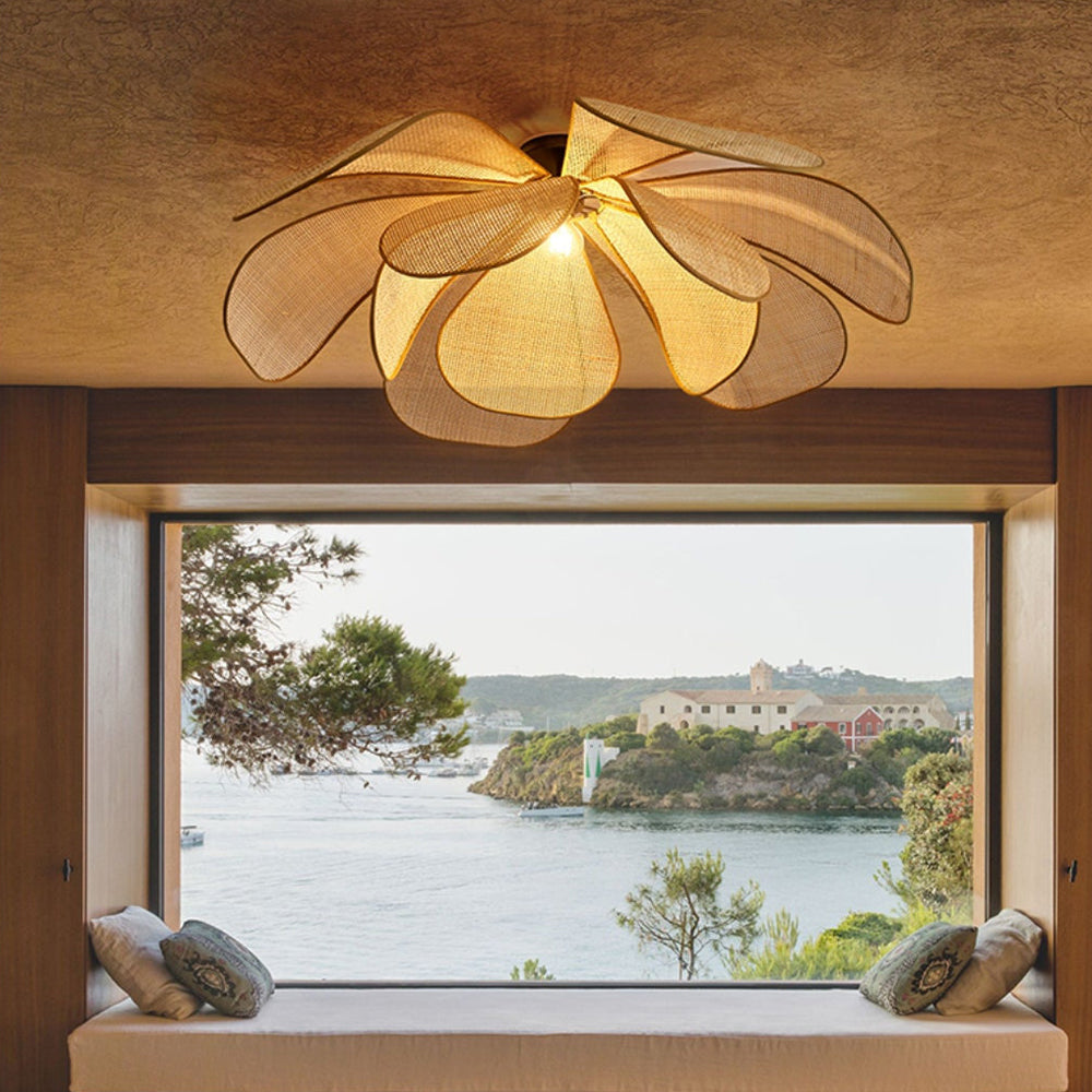 Rattan Petal Ceiling Light (Rustic Natural Lamp Shade)